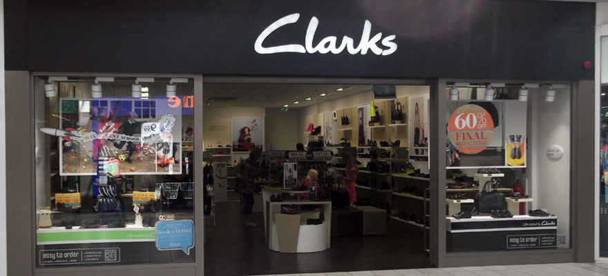 clarks princes street opening hours